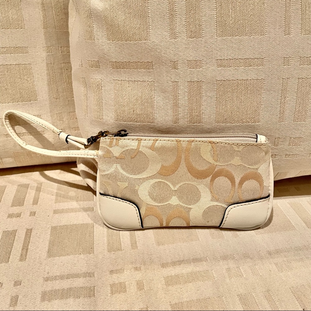 Coach Cream & Gold Small Wristlet
